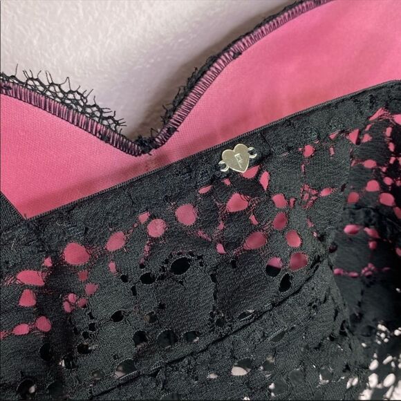PINK by Victoria’s Secret Eyelet Lace Underwire Bralette Black XS - Picture 5 of 12